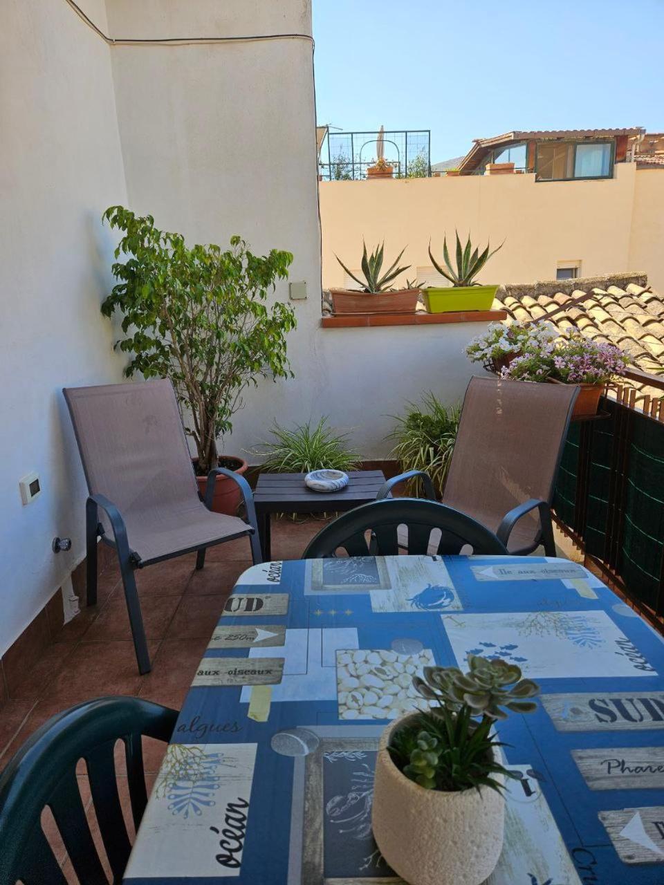A Casa Di Nonna Gio Lägenhet Palermo Exteriör bild